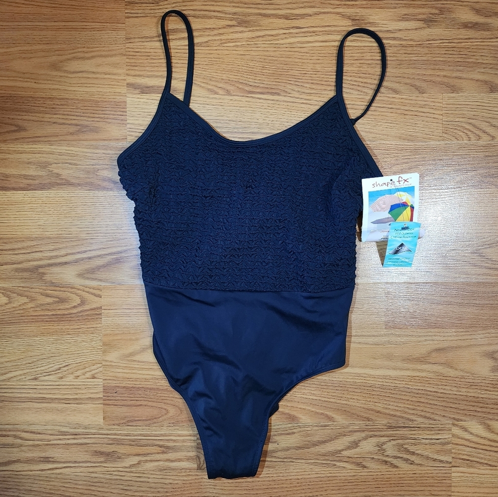 New with tags Sunstreak Newport News swimsuit Size 14 vintage 1990s